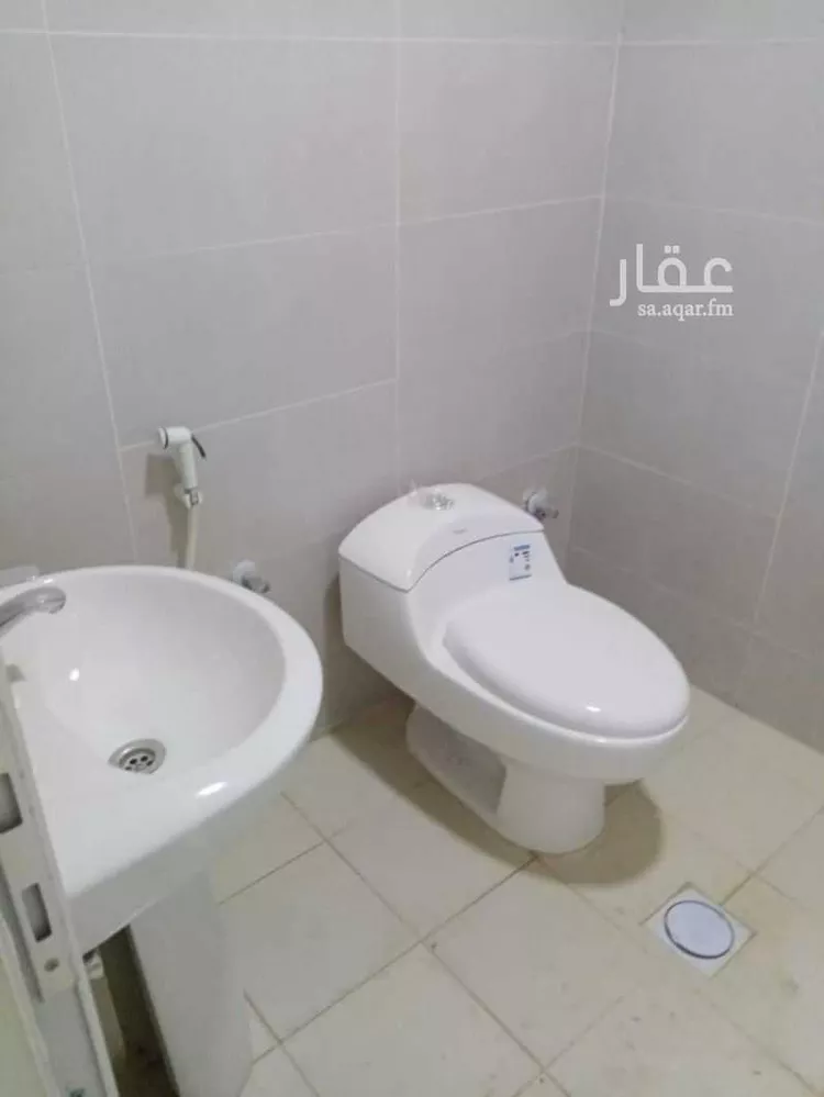 استوديو للإيجار في شارع الثالث, حي الثقبة, مدينة الخبر, المنطقة الشرقية 7