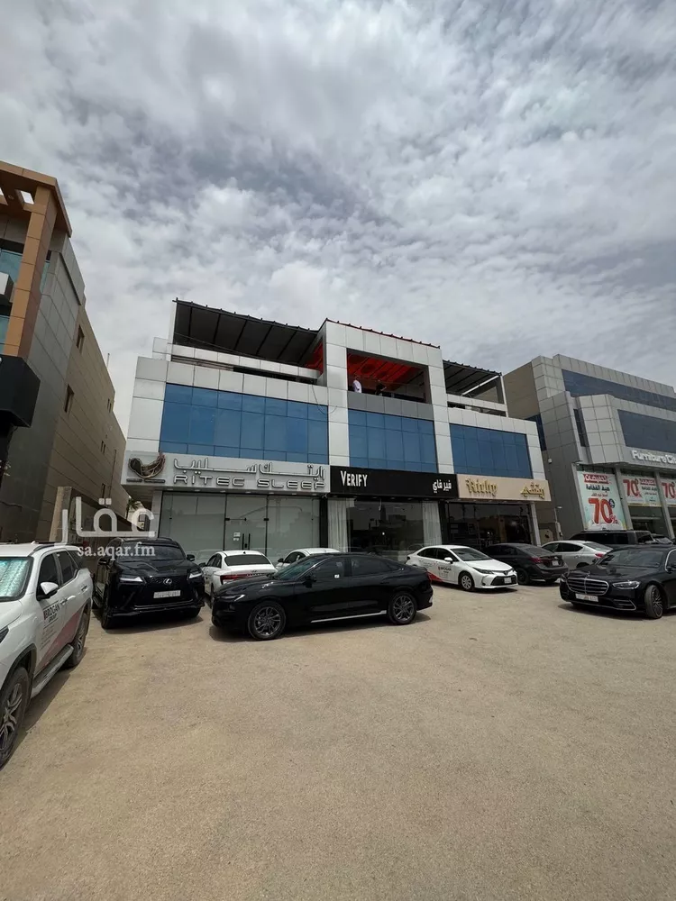 Commercial Office for Rent in Riyadh Al Yasmin صورة 2