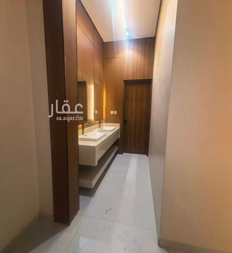 فيلا للبيع في شارع جبل عماية ، حي عريض ، الرياض ، منطقة الرياض صورة 5