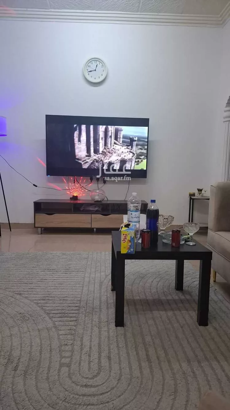 شقة للإيجار في شارع يزيد بن ابي سفيان, حي العريجاء الأوسط, مدينة الرياض, منطقة الرياض صورة 2