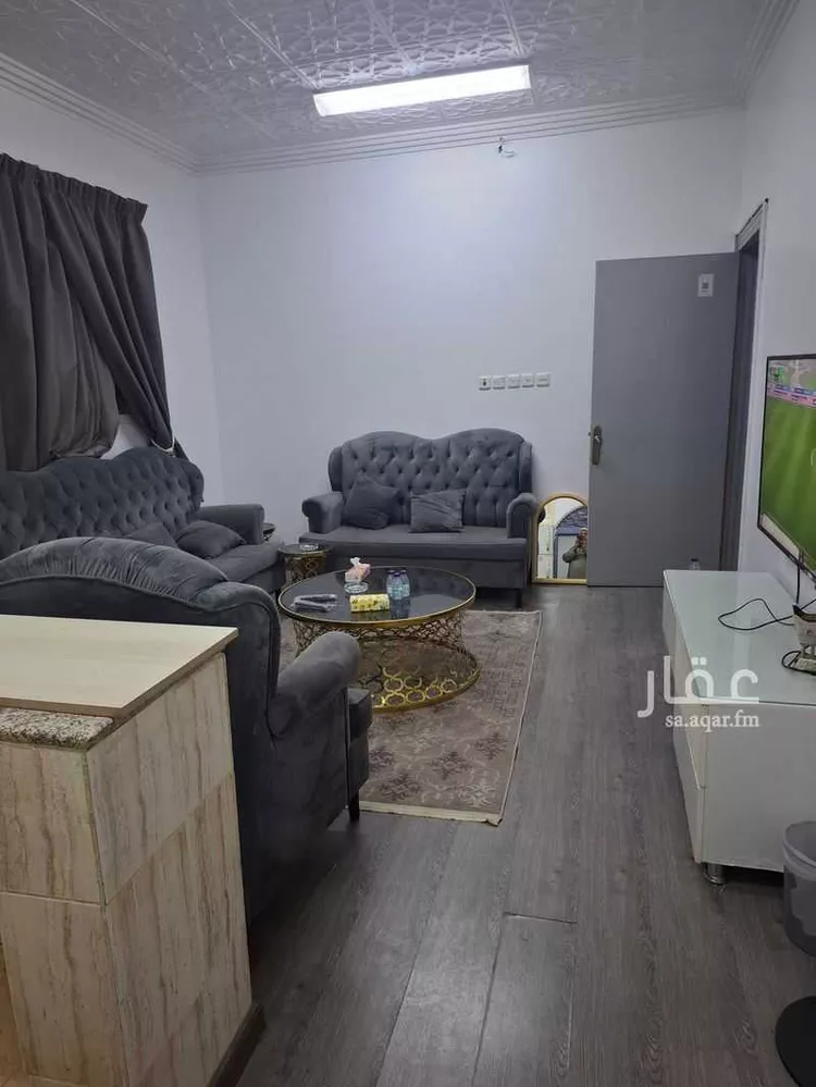 شقة للإيجار في شارع يزيد بن ابي سفيان, حي العريجاء الأوسط, مدينة الرياض, منطقة الرياض