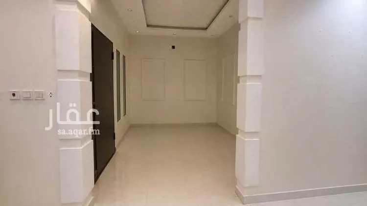فيلا للبيع في شارع جبل المشايخ, حي القادسية, مدينة الرياض, منطقة الرياض صورة 3