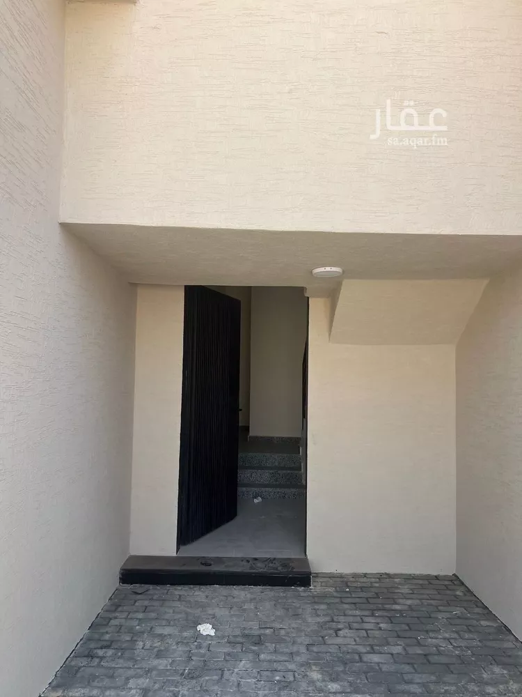 دور للبيع في شارع ديراب, حي ديراب, مدينة الرياض, منطقة الرياض صورة 3