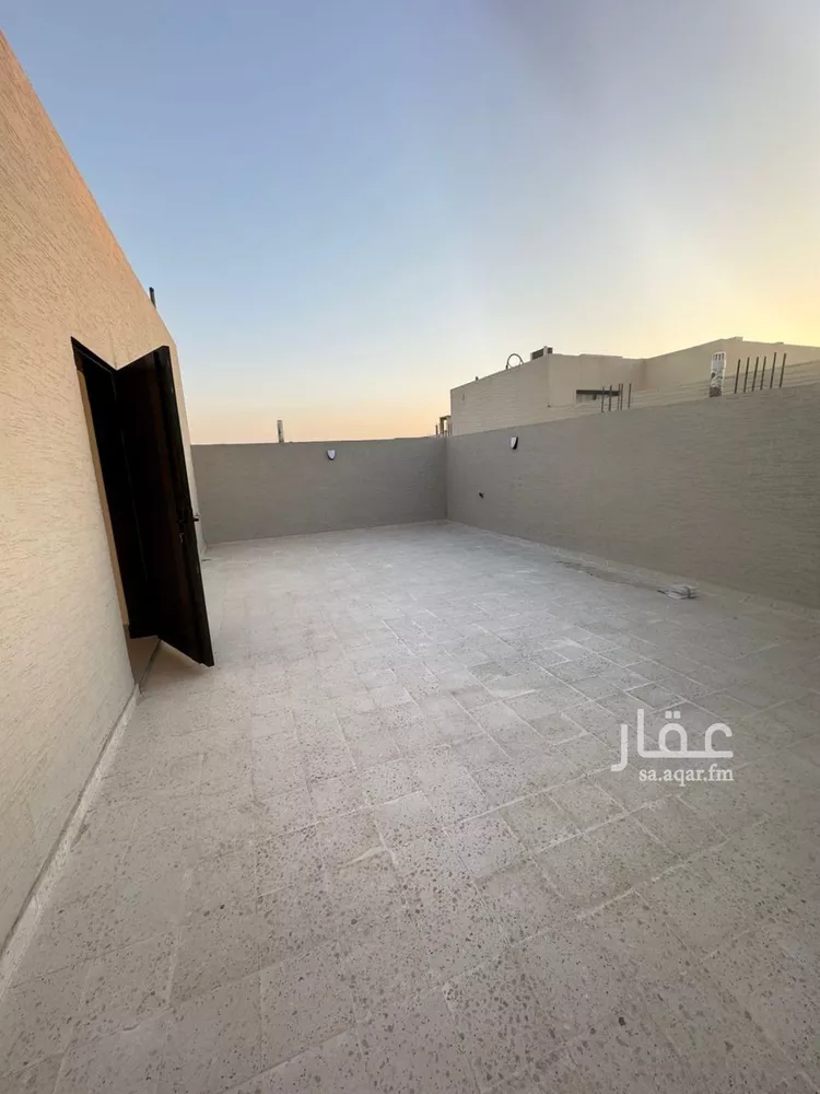 دور للبيع في شارع ابي المكارم بن مفرج, حي عكاظ, مدينة الرياض, منطقة الرياض صورة 5