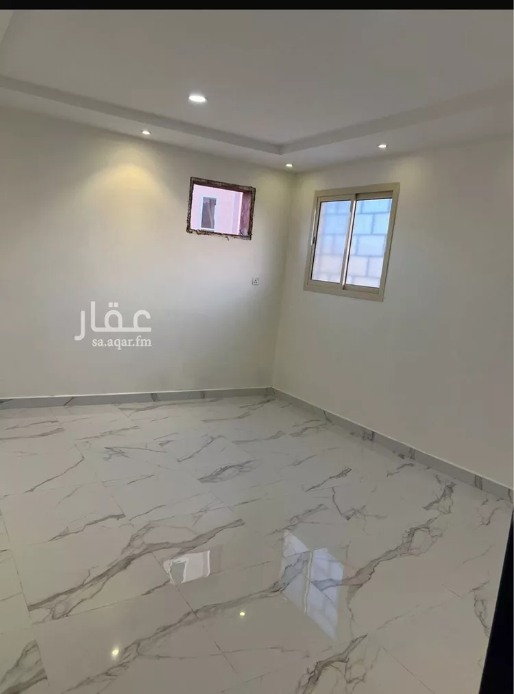 فيلا للبيع في شارع سديرة, حي عكاظ, مدينة الرياض, منطقة الرياض صورة 3
