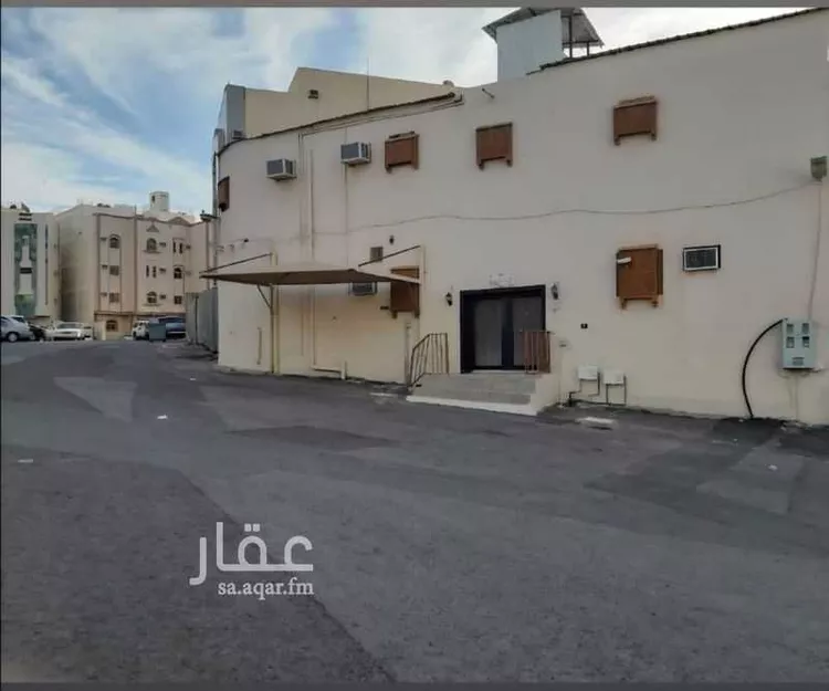 دور للبيع في شارع علي ابن الحسين القرشي, حي بنى ظفر, مدينة المدينة المنورة, منطقة المدينة المنورة