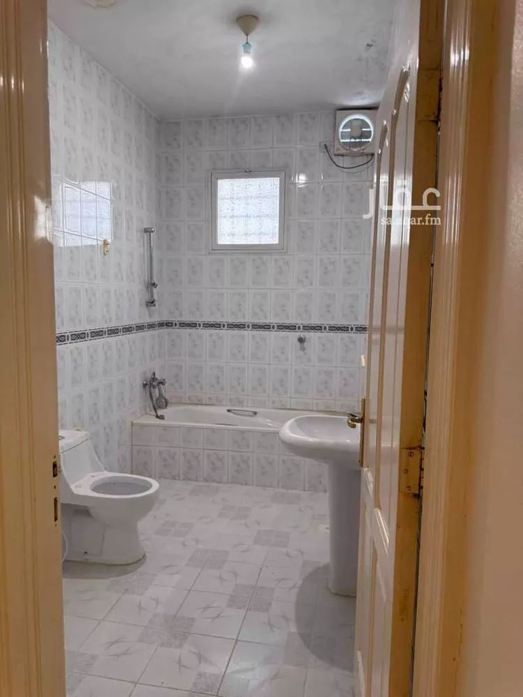 عمارة للبيع في شارع رافع ابن عمرو, حي القبلتين, مدينة المدينة المنورة, منطقة المدينة المنورة 8