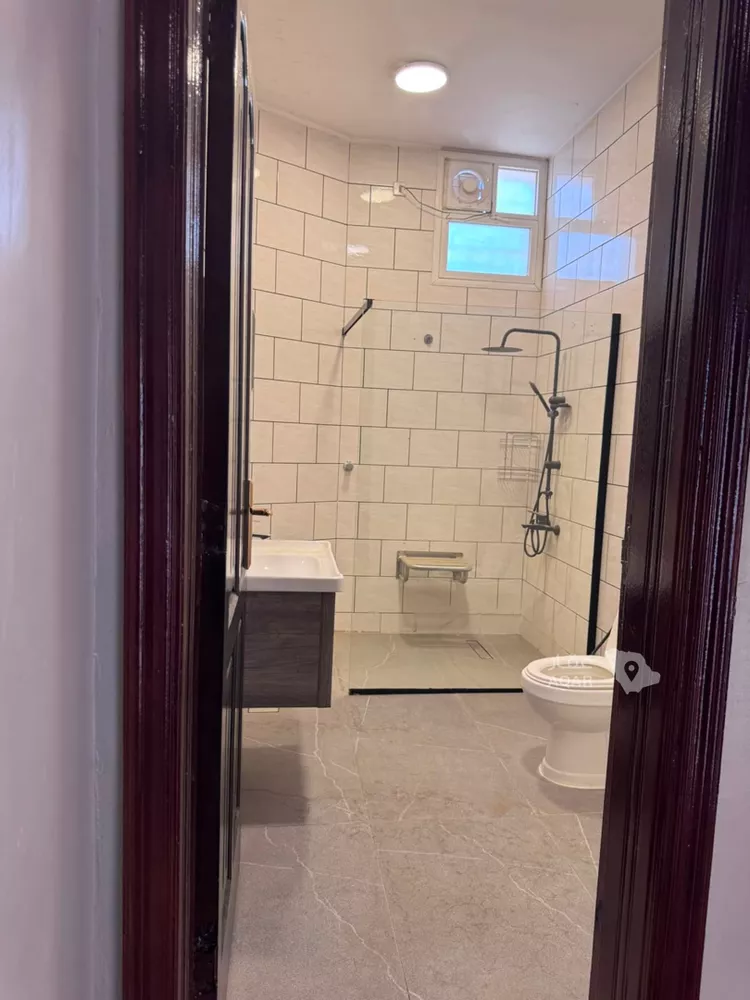 عمارة للبيع في شارع رافع ابن عمرو, حي القبلتين, مدينة المدينة المنورة, منطقة المدينة المنورة 12