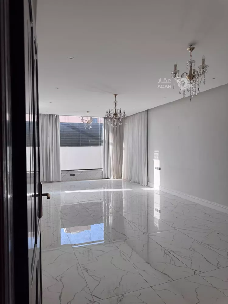 عمارة للبيع في شارع رافع ابن عمرو, حي القبلتين, مدينة المدينة المنورة, منطقة المدينة المنورة 3