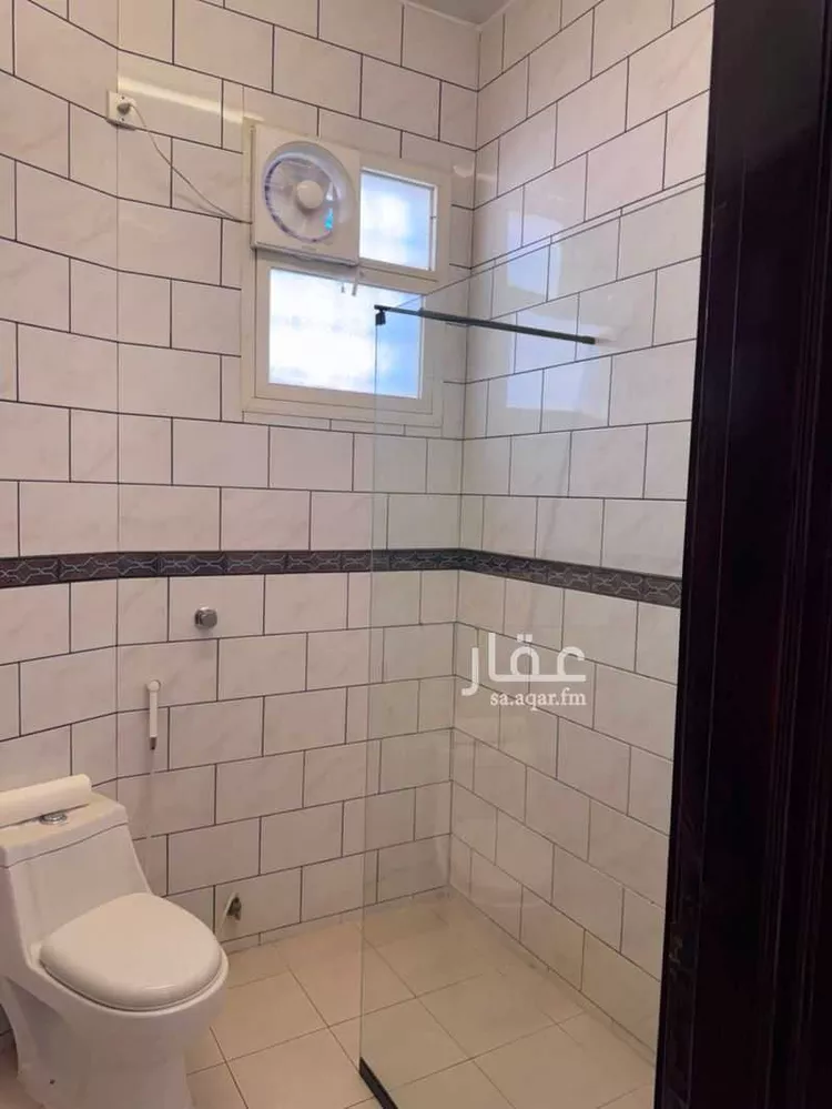 عمارة للبيع في شارع رافع ابن عمرو, حي القبلتين, مدينة المدينة المنورة, منطقة المدينة المنورة 21