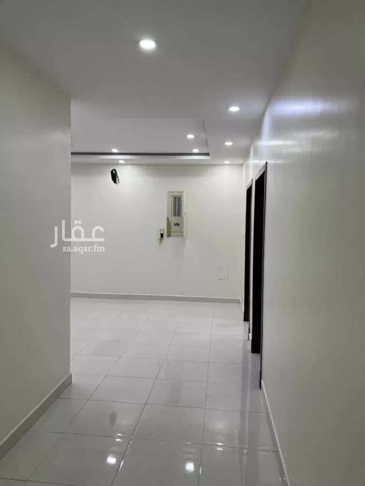 شقة للإيجار في شارع ابن الورد, حي الندى, مدينة الدمام, المنطقة الشرقية صورة 3