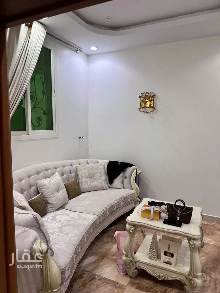 فيلا للبيع في شارع عمرو الكندي, حي عرقة, مدينة الرياض, منطقة الرياض صورة 5