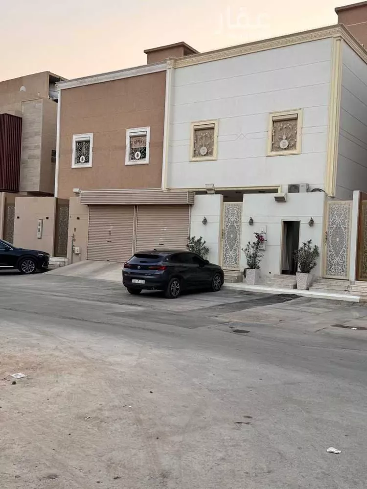 فيلا للبيع في شارع عمرو الكندي, حي عرقة, مدينة الرياض, منطقة الرياض