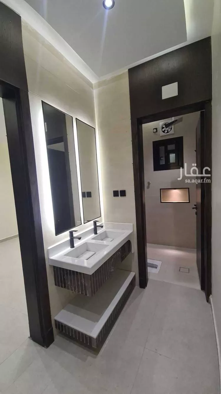 شقة للبيع في شارع حسن عجيمي, حي الحلقة الشرقية, مدينة الطائف, منطقة مكة المكرمة صورة 2