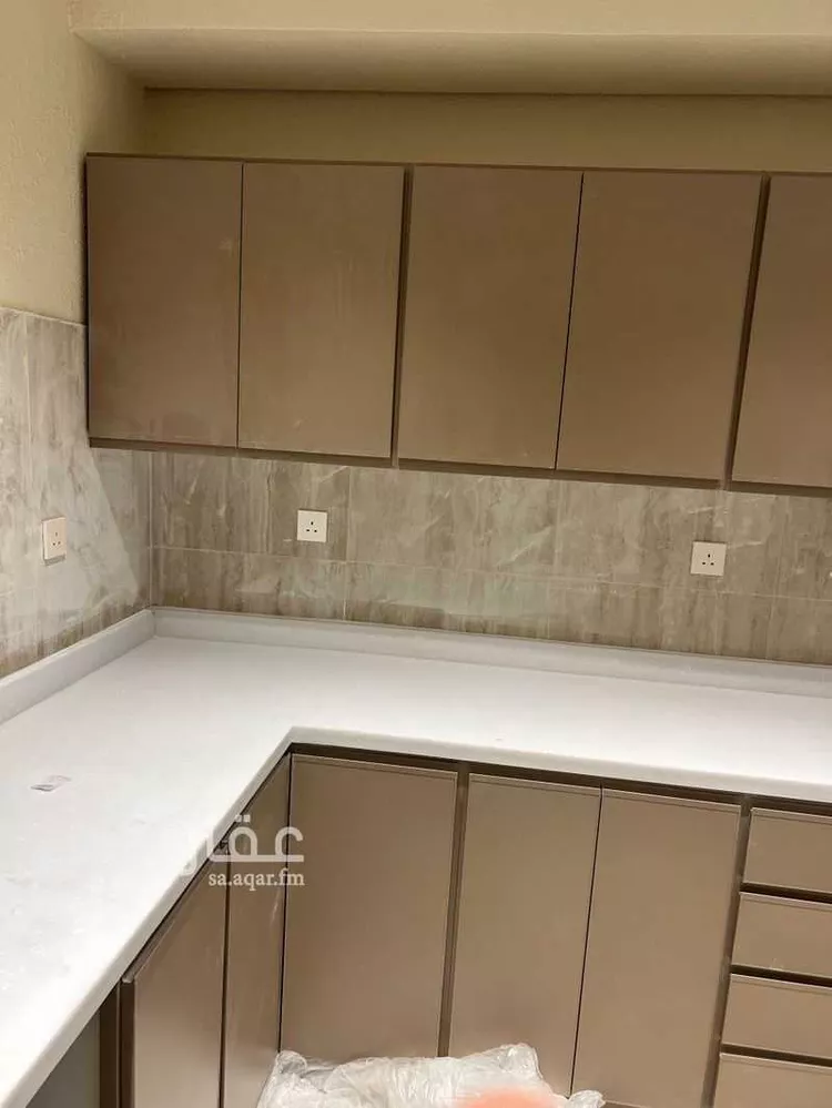 شقة للإيجار في شارع عسير, حي الثقبة, مدينة الخبر, المنطقة الشرقية