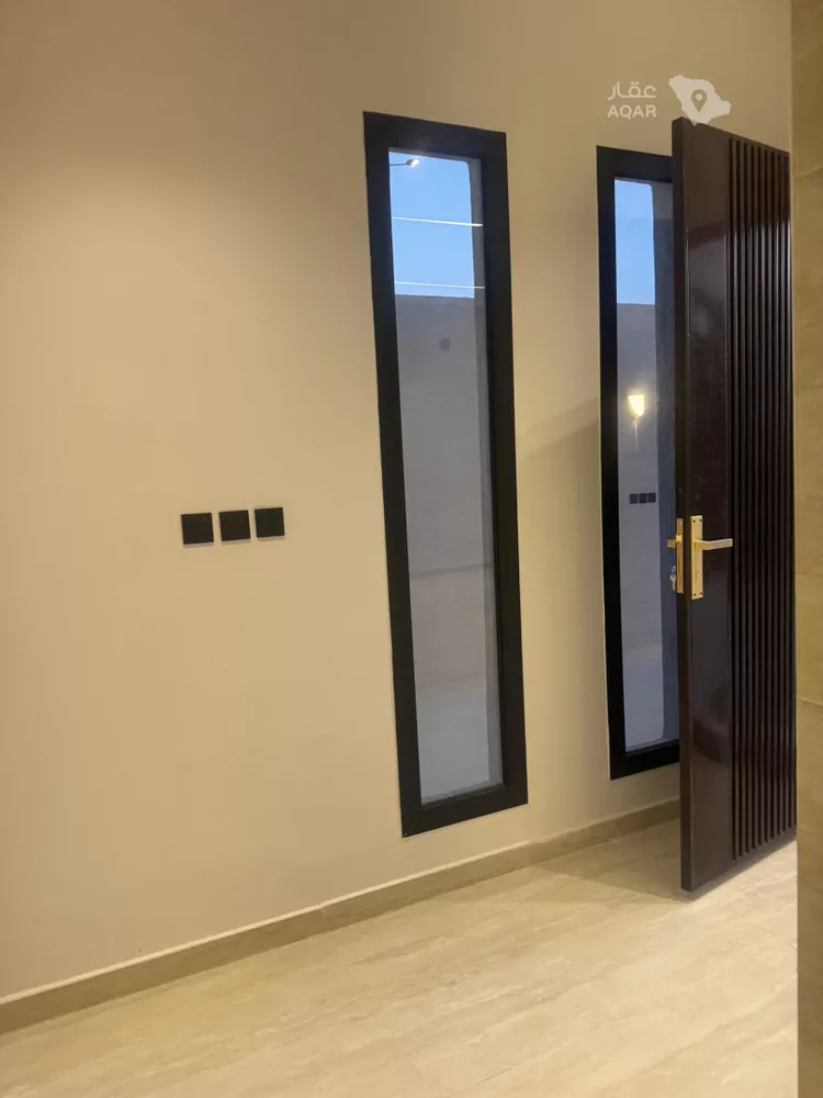 Floor for Sale in Riyadh An Nadhim 4