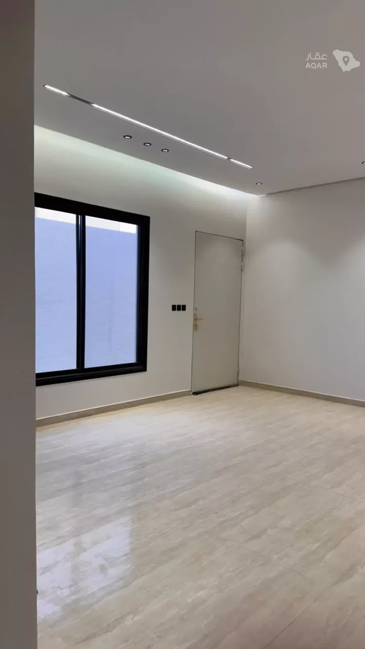 Floor for Sale in Riyadh An Nadhim 12