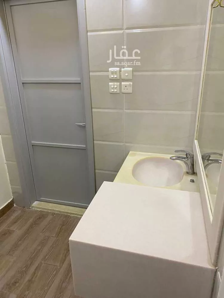 دور للإيجار في شارع سوارقية ، حي النوارية ، مكة ، منطقة مكة المكرمة