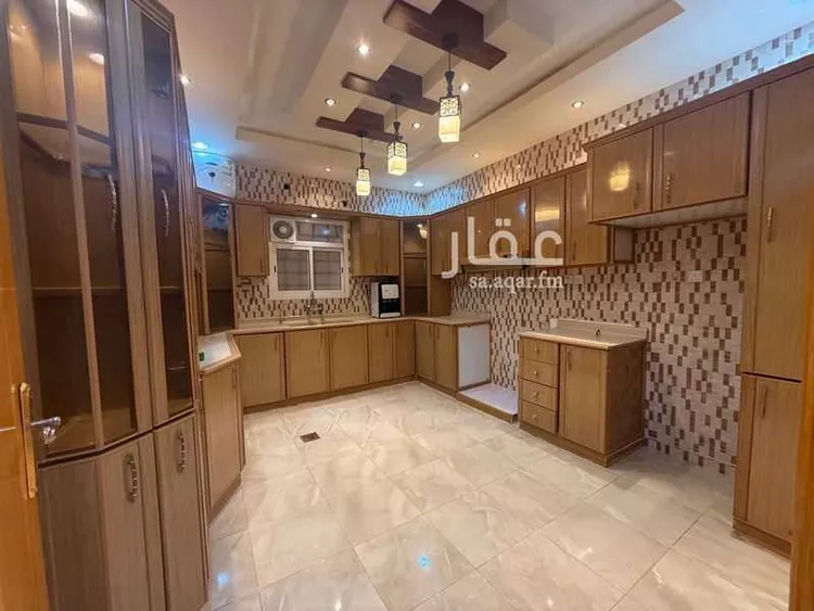 Floor for Rent in Riyadh Al Uraija Al Gharbiyah صورة 5