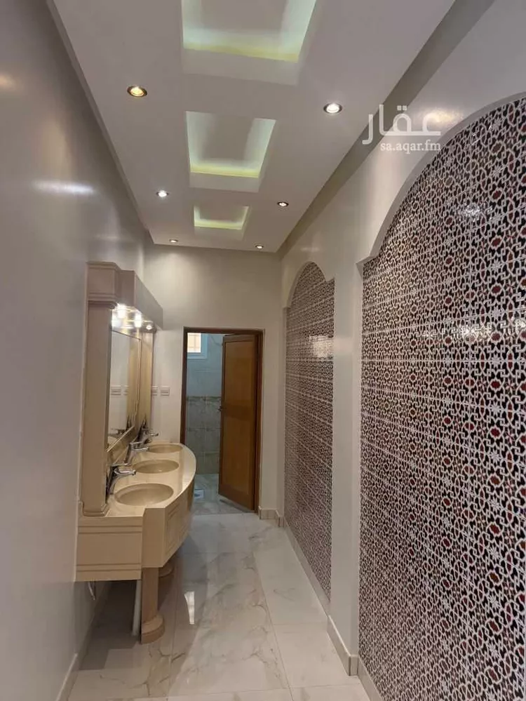 Floor for Rent in Riyadh Al Uraija Al Gharbiyah صورة 4