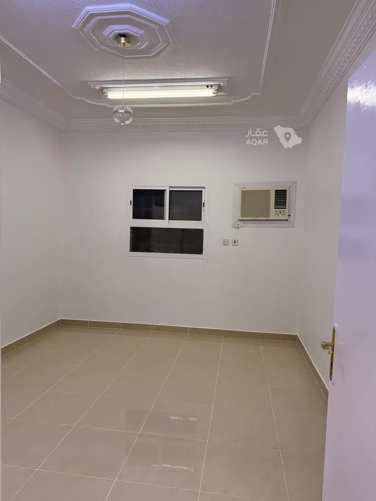 شقة للإيجار في شارع خليل بن اسحاق, حي العريجاء الأوسط, مدينة الرياض, منطقة الرياض 3