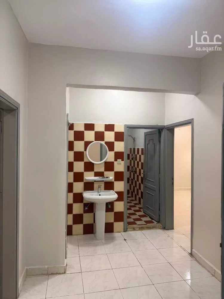 دور للإيجار في شارع حولي, حي العريجاء الأوسط, مدينة الرياض, منطقة الرياض صورة 3