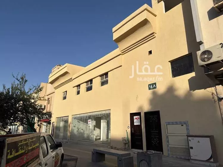 محل للإيجار في شارع الأمير مساعد بن عبدالرحمن بن فيصل, حي العريجاء الأوسط, مدينة الرياض, منطقة الرياض صورة 2