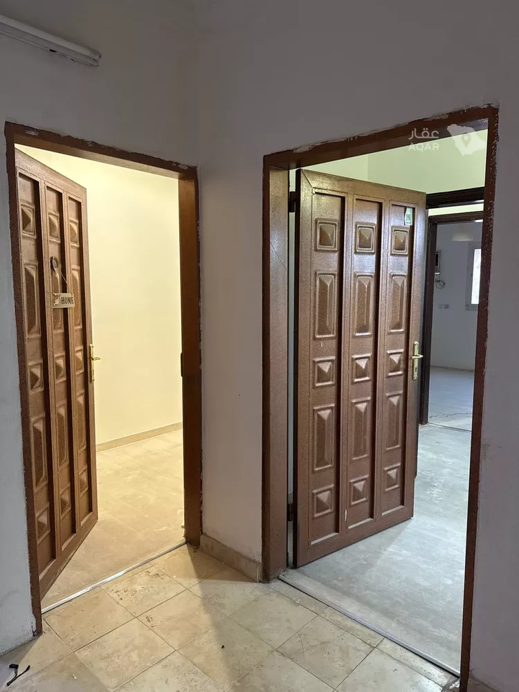 شقة للإيجار في شارع المغيرة بن عياش, حي العريجاء الأوسط, مدينة الرياض, منطقة الرياض 4