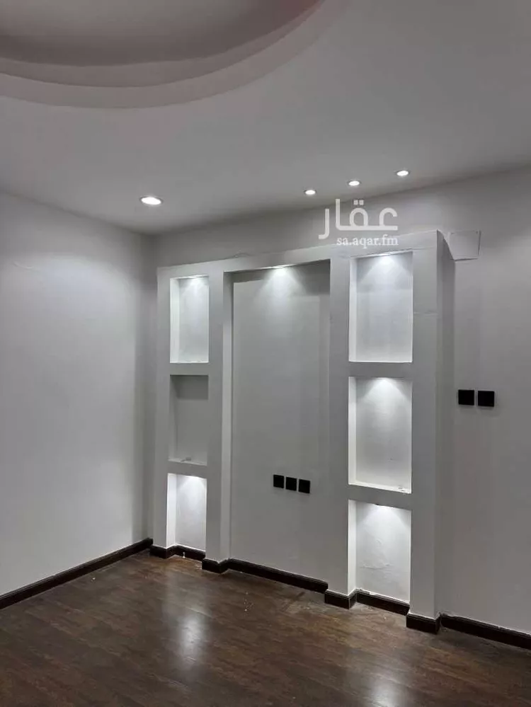فيلا للإيجار في شارع حجر بن يزيد, حي النسيم الغربي, مدينة الرياض, منطقة الرياض صورة 4