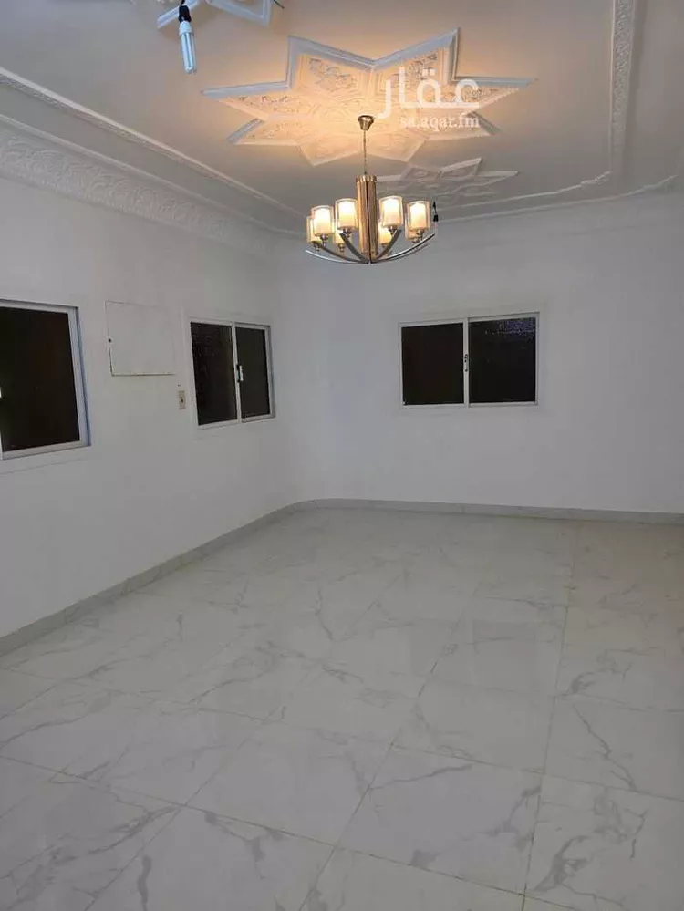 شقة للإيجار في شارع ثروان ابن فزارة ، حي المضباع ، الطائف ، الطائف صورة 3