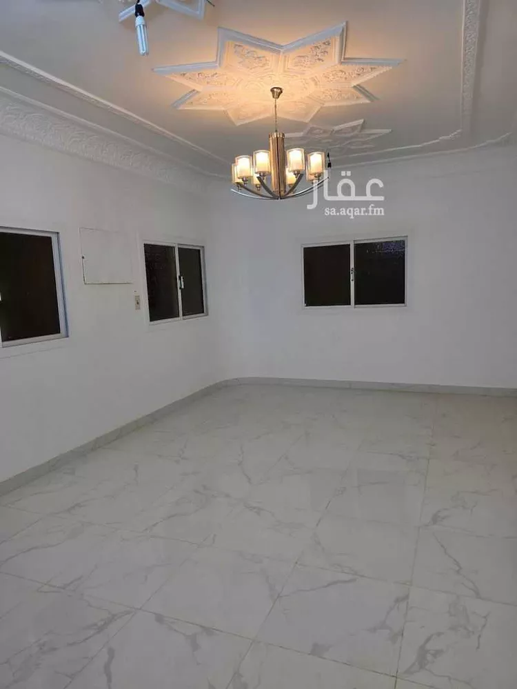شقة للإيجار في شارع ثروان ابن فزارة ، حي المضباع ، الطائف ، الطائف صورة 4