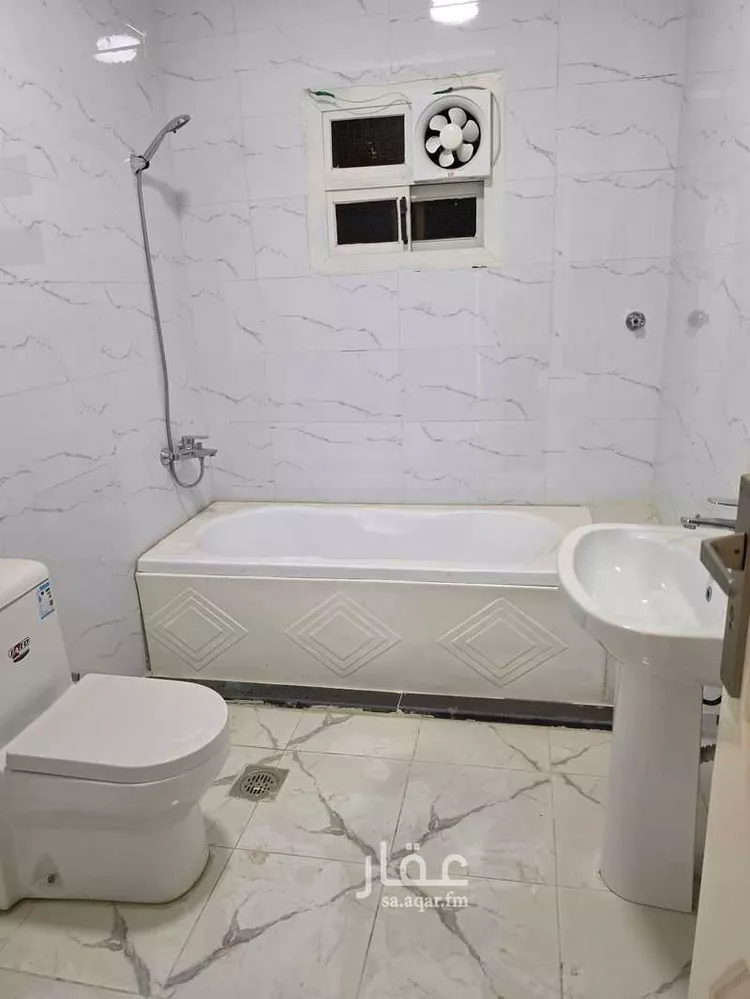 شقة للإيجار في شارع ثروان ابن فزارة ، حي المضباع ، الطائف ، الطائف صورة 4