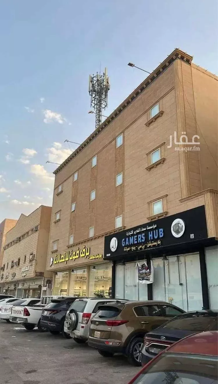 عمارة للإيجار في شارع خالد بن عبدالعزيز, حي الأفق, مدينة بريدة, منطقة القصيم