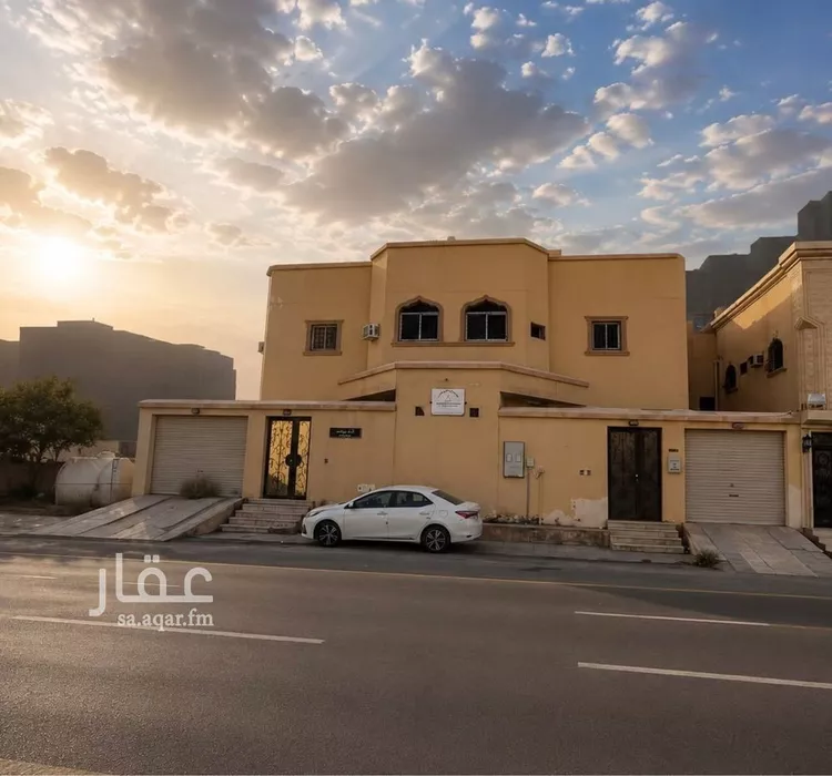 فيلا للإيجار في شارع بدر, حي الإسكان, مدينة بريدة, منطقة القصيم