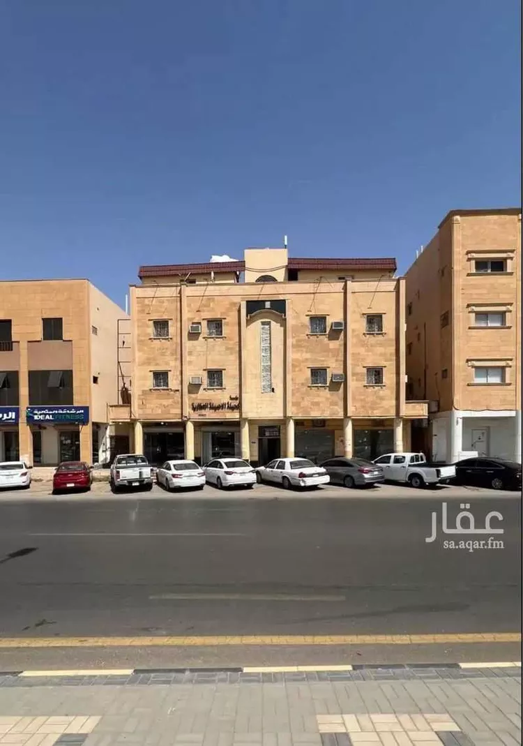 عمارة للإيجار في شارع سلمان بن عبدالعزيز, حي النهضة, مدينة بريده, منطقة القصيم