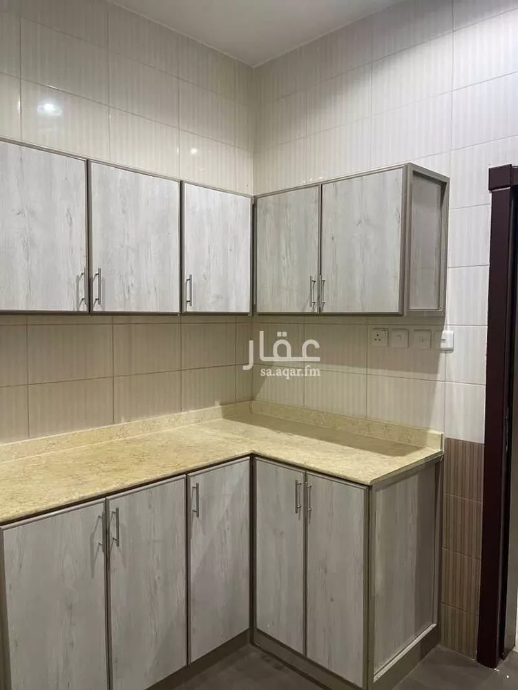شقة للإيجار في شارع محمد الظفري, حي العارض, مدينة الرياض, منطقة الرياض صورة 3