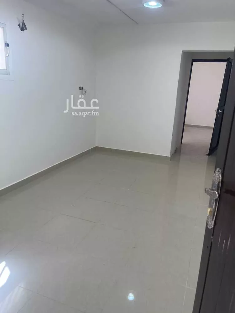 مكتب تجاري للإيجار في شارع الملك عبدالعزيز ابن عبدالرحمن سعود, حي المصيف, مدينة الرياض, منطقة الرياض صورة 3