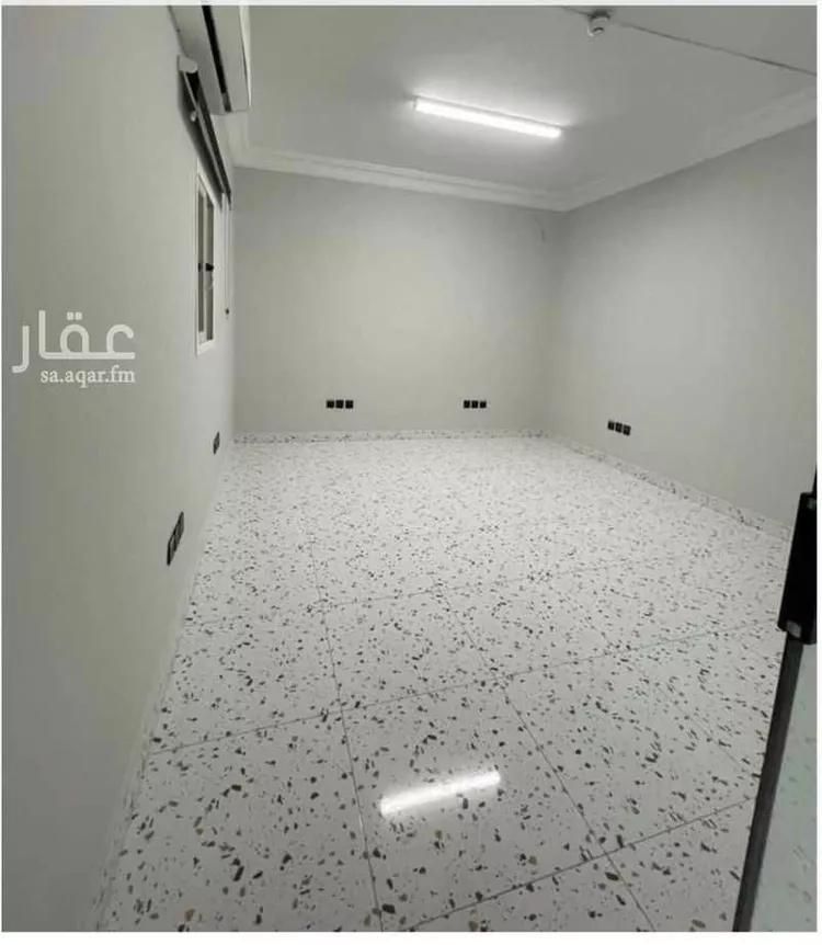 مكتب تجاري للإيجار في شارع الملك عبدالعزيز ابن عبدالرحمن سعود, حي المصيف, مدينة الرياض, منطقة الرياض صورة 3