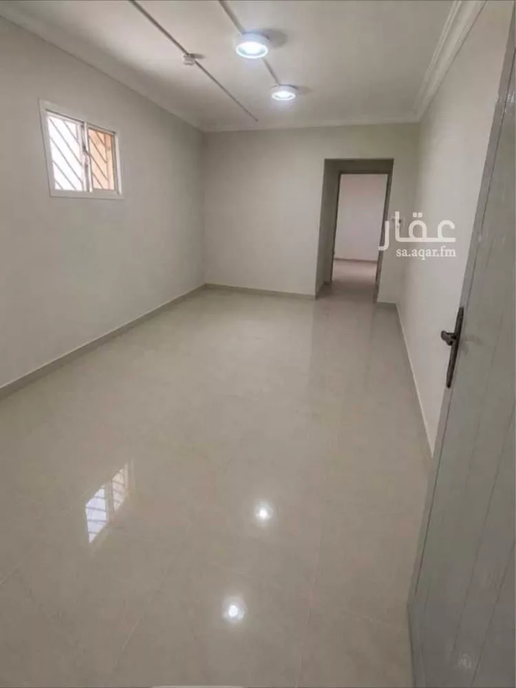مكتب تجاري للإيجار في شارع الملك عبدالعزيز ابن عبدالرحمن سعود, حي المصيف, مدينة الرياض, منطقة الرياض صورة 2