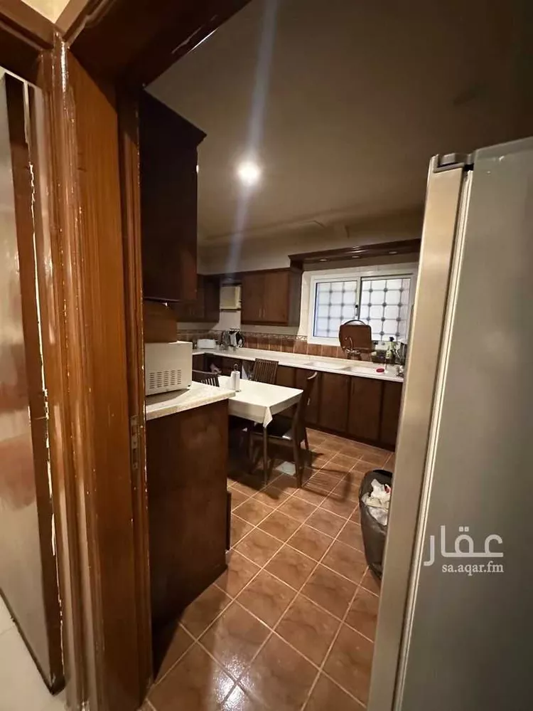 فيلا للبيع في شارع عبدالله بن المغيرة, حي إشبيلية, مدينة الرياض, منطقة الرياض صورة 4