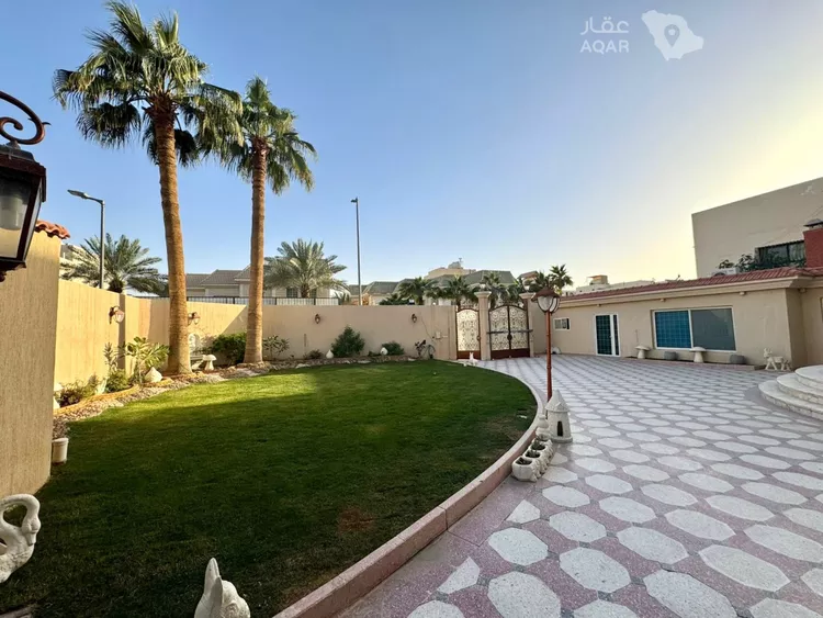 فيلا للبيع في شارع ممر2, حي الملك سلمان, مدينة الرياض, منطقة الرياض صورة 3