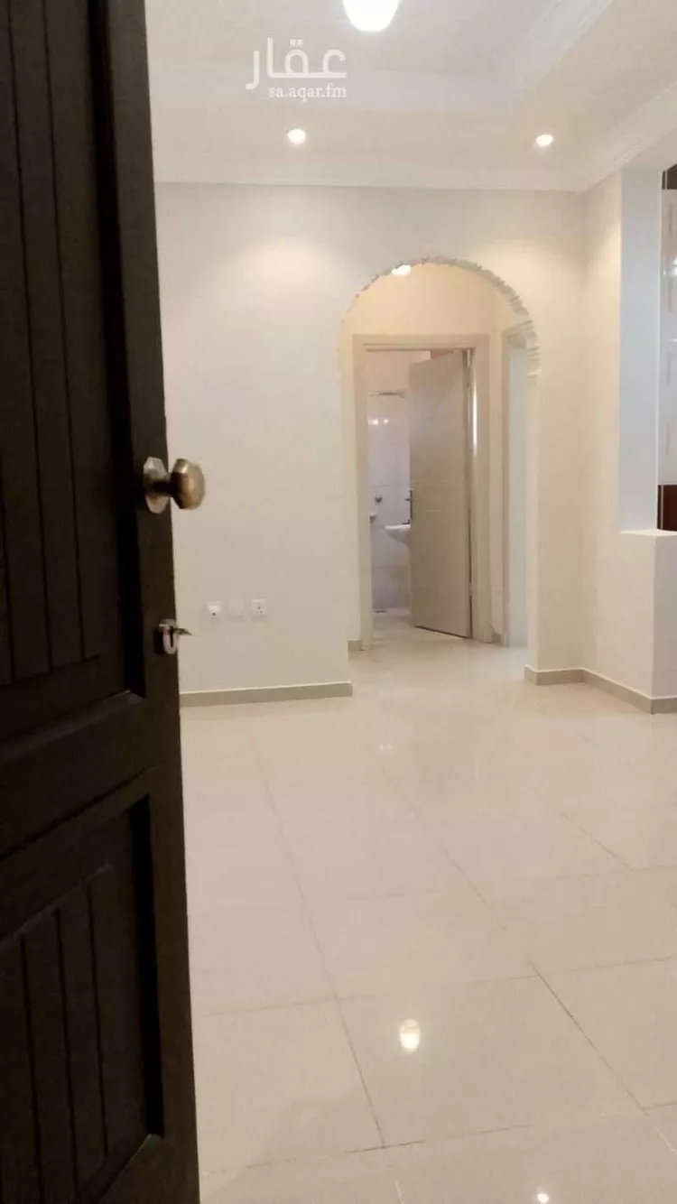 شقة للإيجار في شارع الحكيم المغربي, حي الروضة, مدينة جدة, منطقة مكة المكرمة