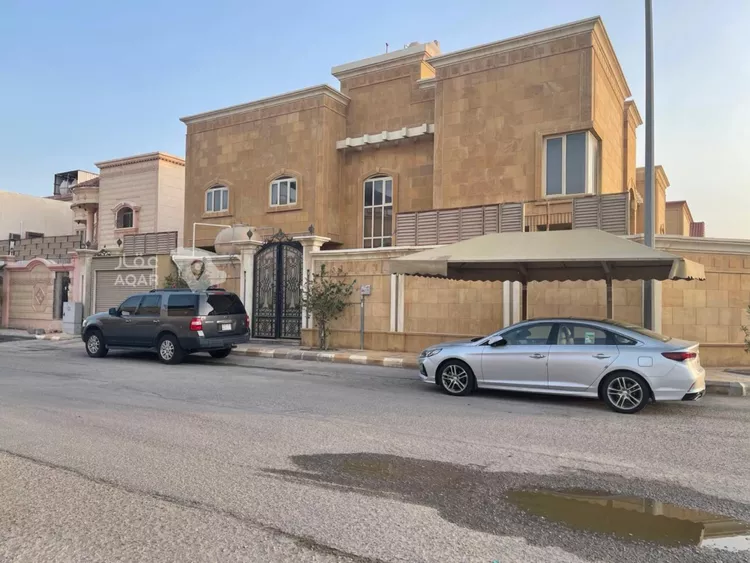 عمارة للبيع في شارع الحكم ابن حزن الكلفي, حي طيبة, مدينة الدمام, المنطقة الشرقية صورة 2