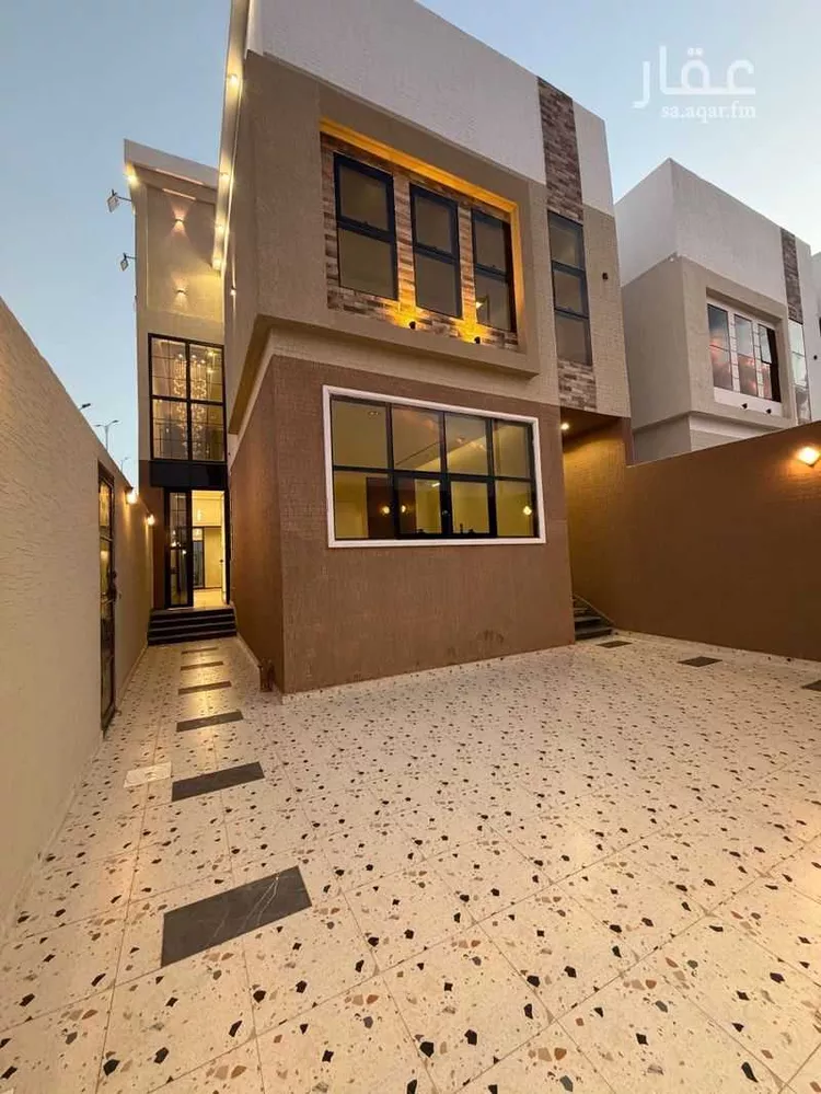 فيلا للبيع في شارع رزام, حي الغدير, مدينة أبها, منطقة عسير