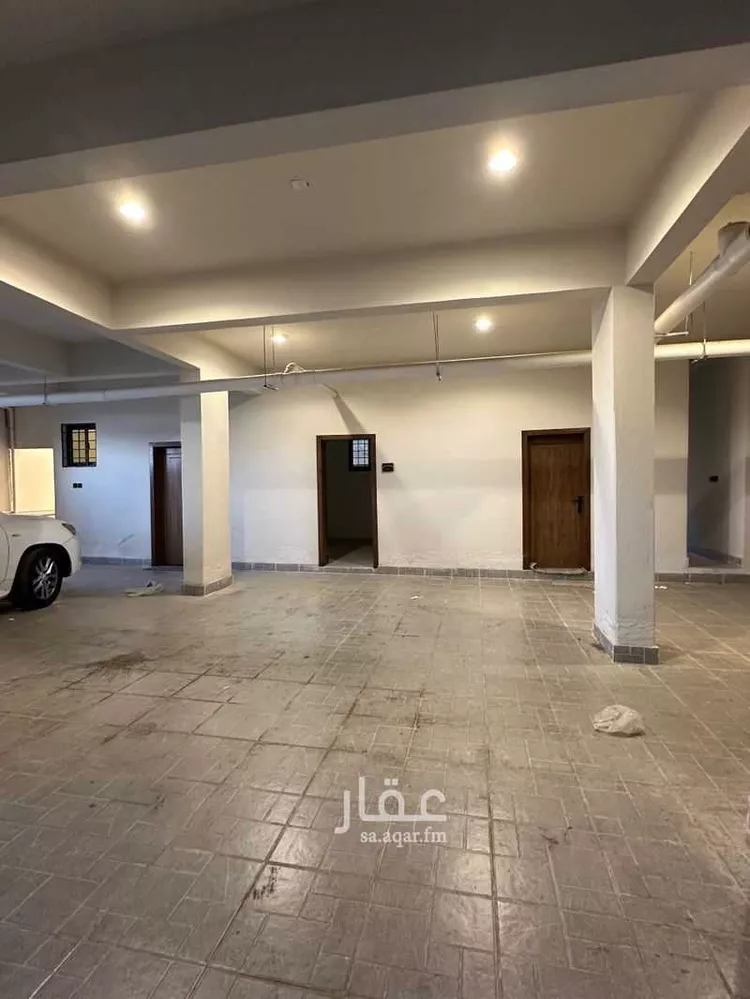 شقة للبيع في شارع الغائر, حي المروج, مدينة أبها, منطقة عسير صورة 2