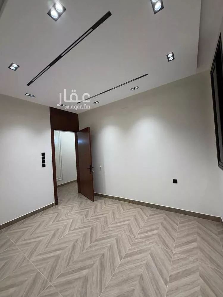 فيلا للبيع في شارع رزام, حي الغدير, مدينة أبها, منطقة عسير صورة 2