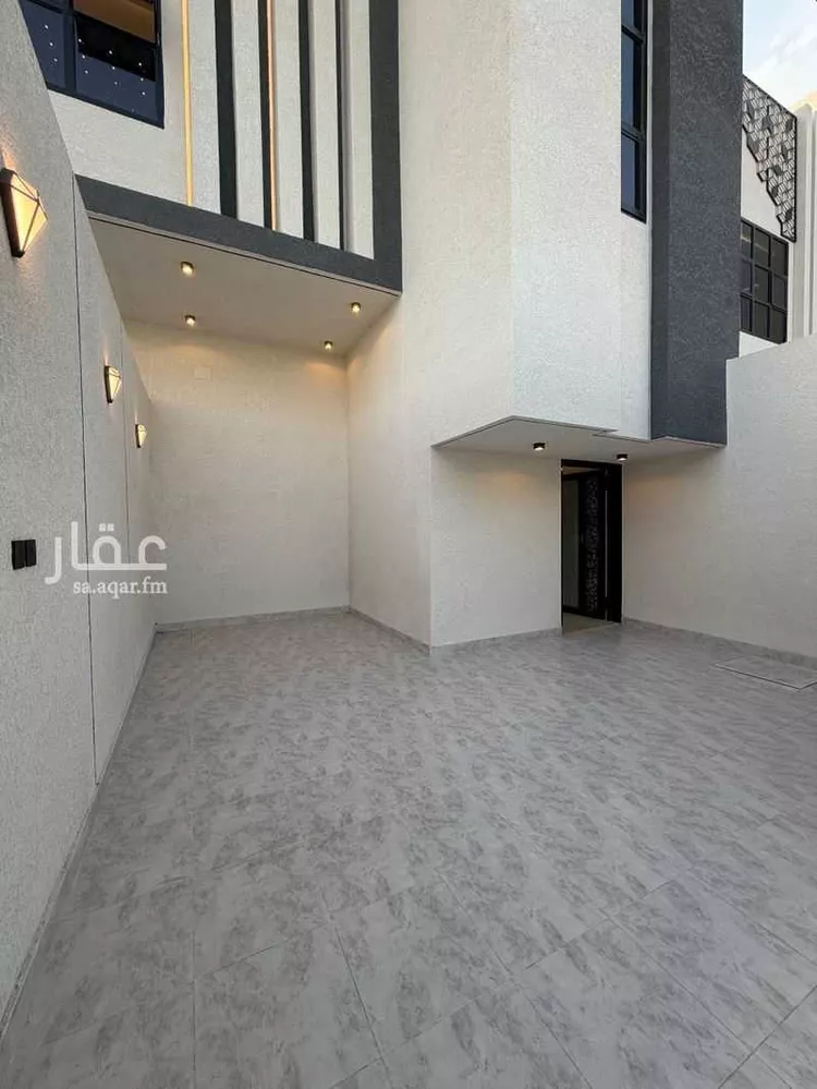 شقة للبيع في شارع ادهم بن حظرة, حي الشرف, مدينة خميس مشيط, منطقة عسير 6