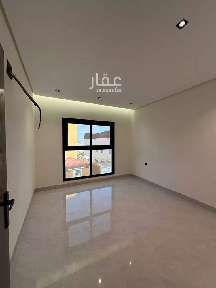 شقة للبيع في شارع السالمية, حي البحيرة, مدينة أبها, منطقة عسير 12