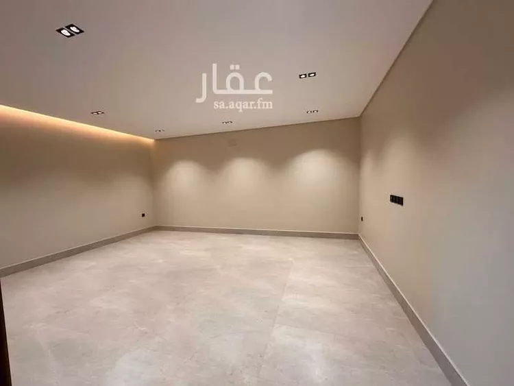 فيلا للبيع في شارع عوف ابن عبدالله ابن الاحمر, حي الشرف, مدينة خميس مشيط, منطقة عسير صورة 3