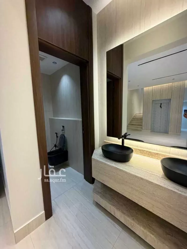 فيلا للبيع في شارع سرية عجز هوازن, حي المطار, مدينة أبها, منطقة عسير 13